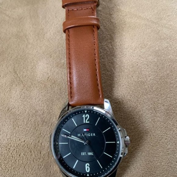 Hilfiger Mens Watch - Picture 1 of 1